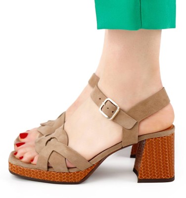 GAURA TOAST CHiE MIHARA sandals