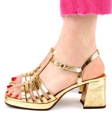 GENIAL GOLD CHiE MIHARA sandalias