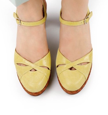 JOSINA YELLOW CHiE MIHARA shoes