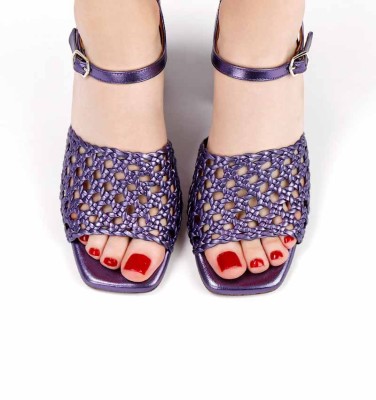 PAUSA LAVENDER CHiE MIHARA sandals
