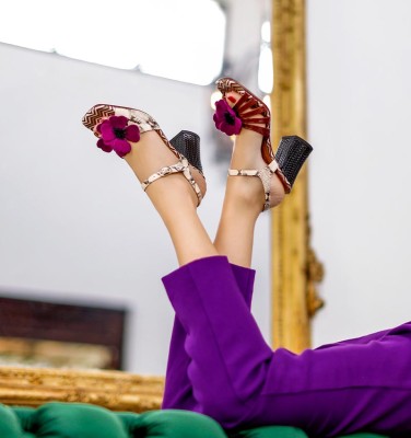 PIRUCA SAND AND RED CHiE MIHARA sandals