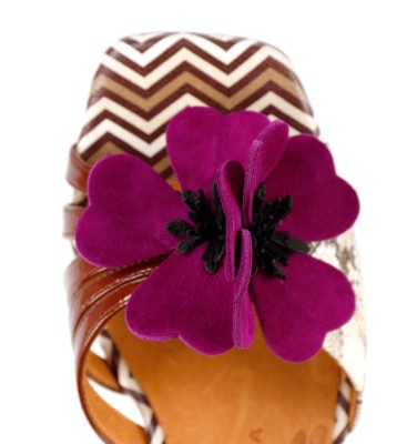 PIRUCA SAND AND RED CHiE MIHARA sandals