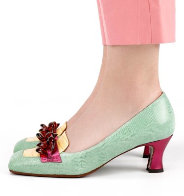 VAINA GREEN CHiE MIHARA shoes