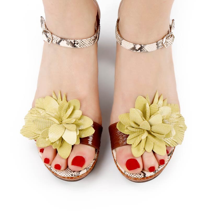 KIBALI YELLOW CHiE MIHARA sandals
