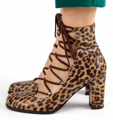 FARUK NATURE CHiE MIHARA boots