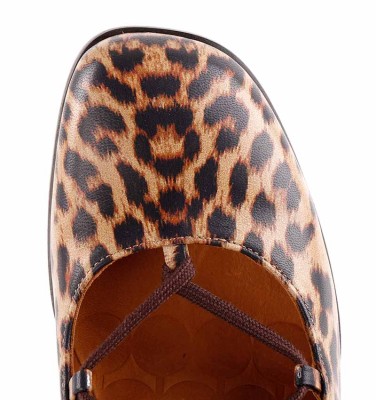 FARUK NATURE CHiE MIHARA boots