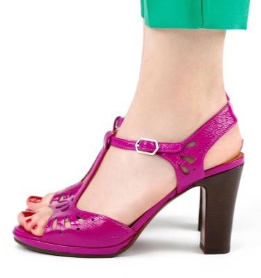 AOI PURPLE CHiE MIHARA sandals