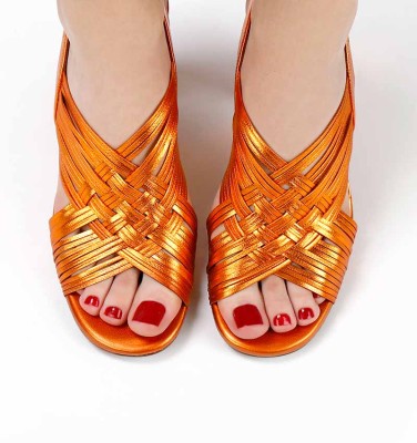 BIYA ORANGE CHiE MIHARA sandales