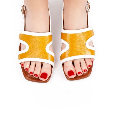 FIDANA YELLOW CHiE MIHARA sandalias