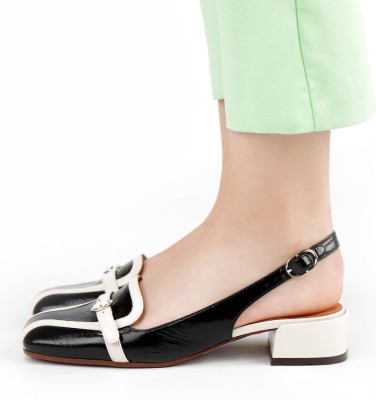 ILANDIA BLACK CHiE MIHARA shoes