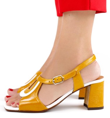 LORVINA YELLOW CHiE MIHARA sandals