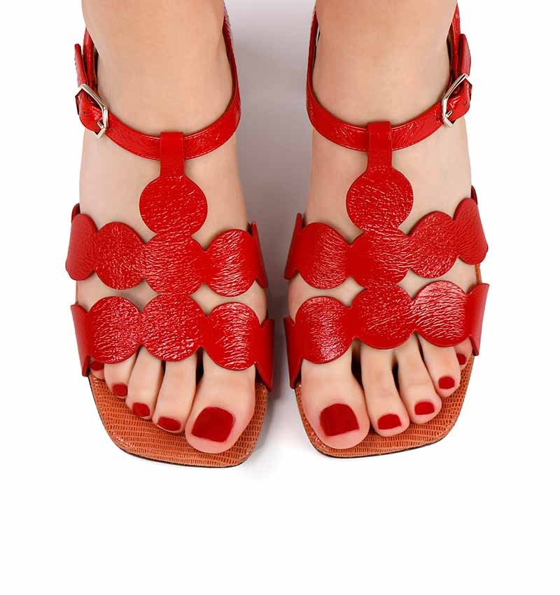 LUCALA RED CHiE MIHARA sandals