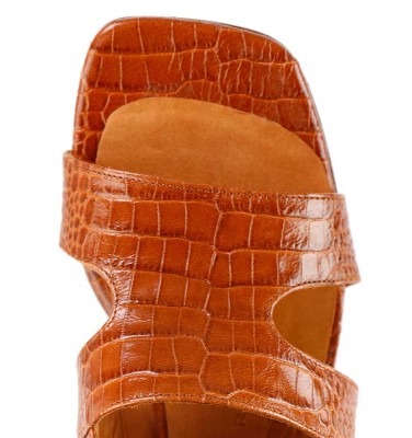 LYAM BROWN CHiE MIHARA sandalias