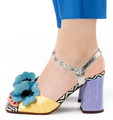 PIRUCA MULTI CHiE MIHARA sandals