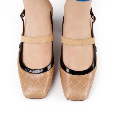 VOYAGE BEIGE CHiE MIHARA zapatos