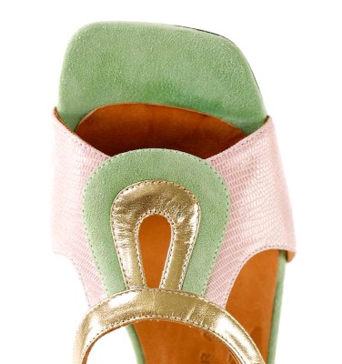 LORVINA PINK CHiE MIHARA sandalias