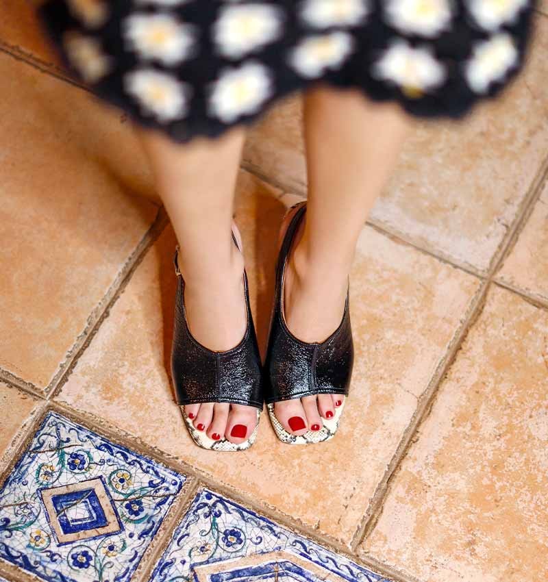 PENDAL BLACK CHiE MIHARA sandals