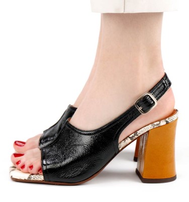PENDAL BLACK CHiE MIHARA sandals