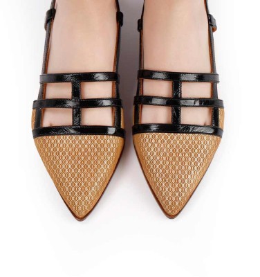 HEDA BROWN CHiE MIHARA shoes