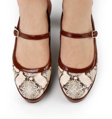 JUNAK BROWN CHiE MIHARA zapatos