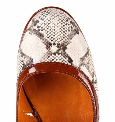 JUNAK BROWN CHiE MIHARA zapatos