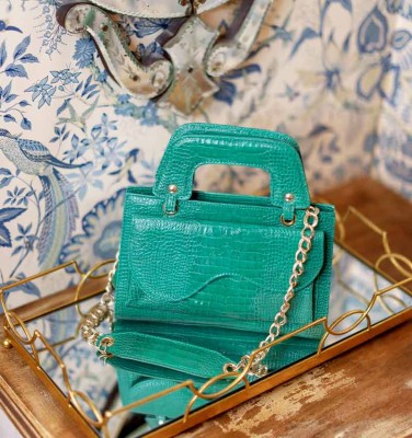 NAOKI-COLETTE GREEN CHiE MIHARA handbags