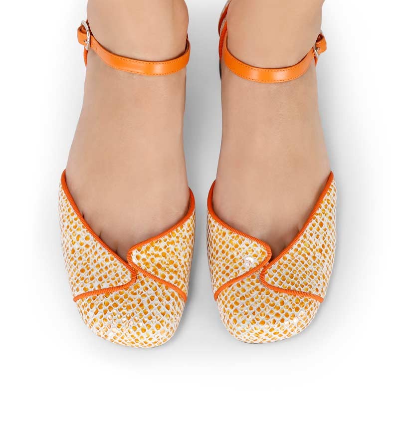 REPEPA ORANGE CHiE MIHARA sandals