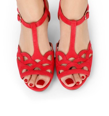 EMAL RED CHiE MIHARA sandals