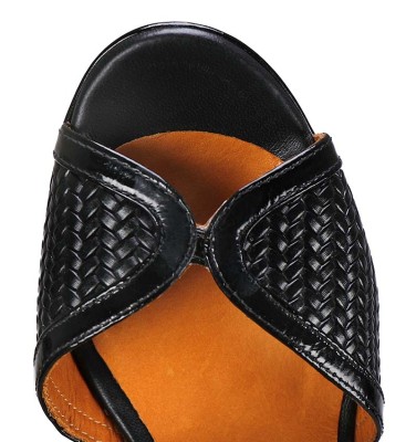 AISA BLACK CHiE MIHARA sandalias