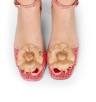 LOBELIA RED CHiE MIHARA sandals