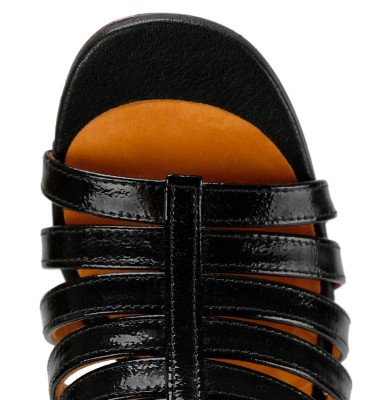 BA-GISHI BLACK CHiE MIHARA sandalias