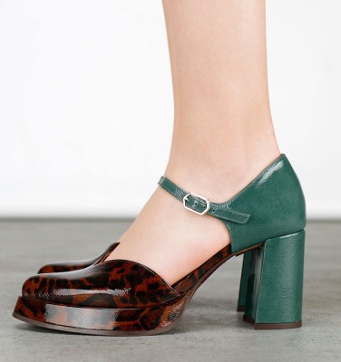 FASI BROWN GREEN CHiE MIHARA shoes