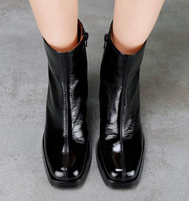 KATRIN BLACK CHiE MIHARA boots