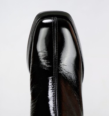 KATRIN BLACK CHiE MIHARA boots