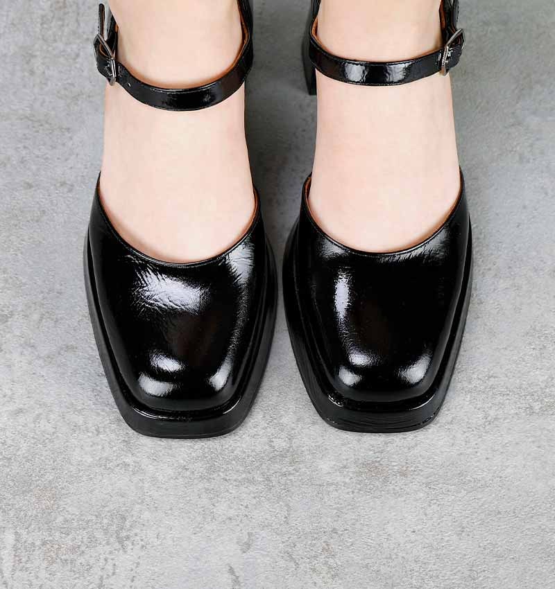 Chie Mihara KENTO BLACK shoes | Fall-Winter Collection