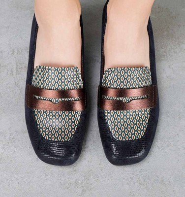RIYE NAVY CHiE MIHARA shoes