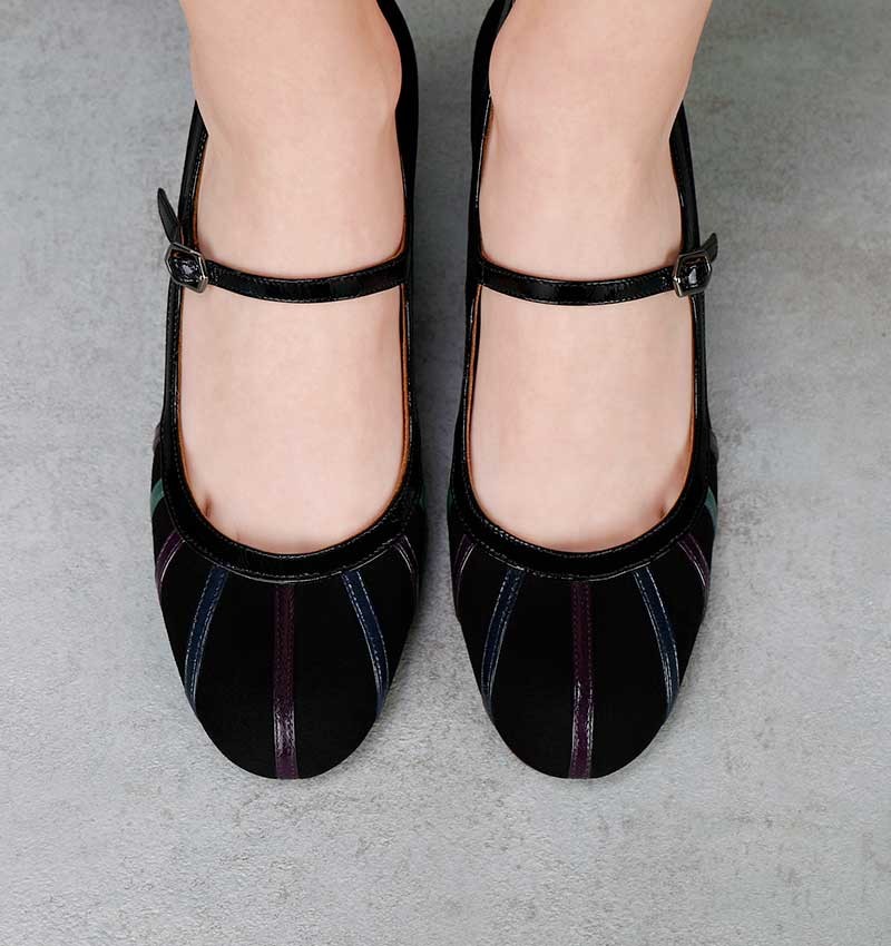 AGUTA BLACK CHiE MIHARA shoes