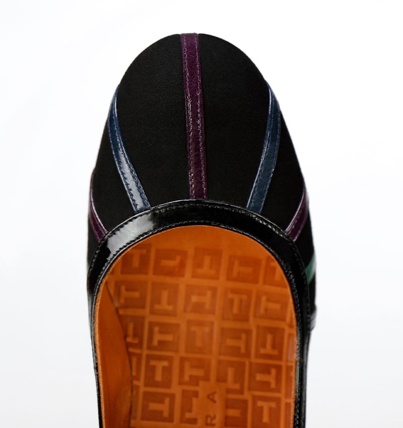 AGUTA BLACK CHiE MIHARA shoes