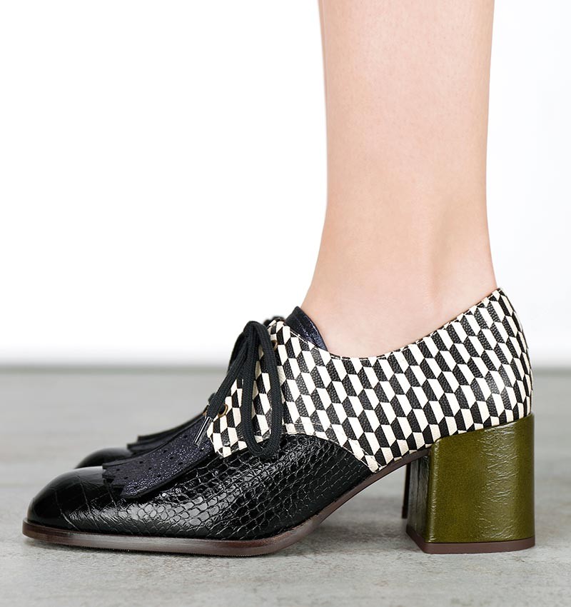 GALES BLACK CHiE MIHARA zapatos