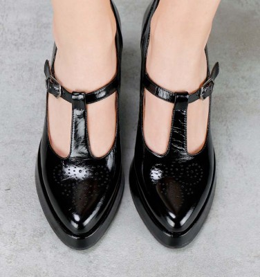 FEDRA BLACK CHiE MIHARA shoes