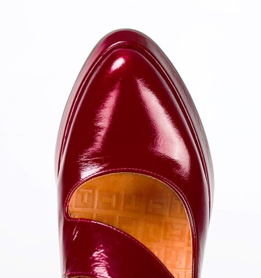 FELISA RED CHiE MIHARA shoes