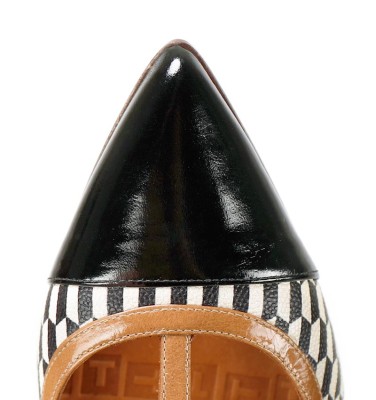 HENU BLACK CHiE MIHARA shoes