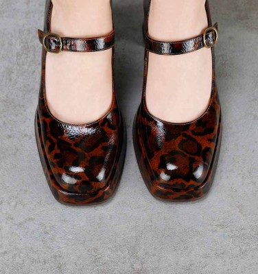 KABA BROWN CHiE MIHARA shoes
