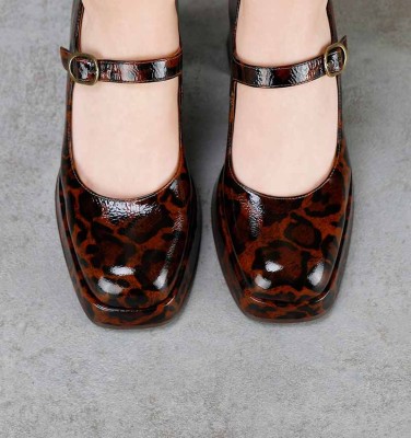 Chie Mihara KABA BROWN shoes | Fall-Winter Collection