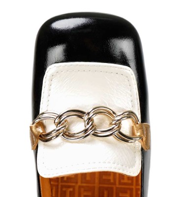 PETREL BLACK CHiE MIHARA shoes