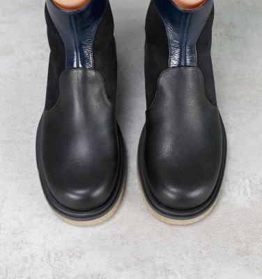 TRENA BLACK CHiE MIHARA boots