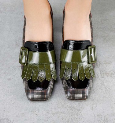 VOYALA BLACK CHiE MIHARA shoes