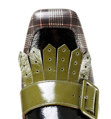 VOYALA BLACK CHiE MIHARA shoes