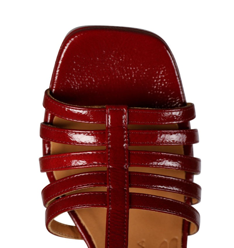 genial-red