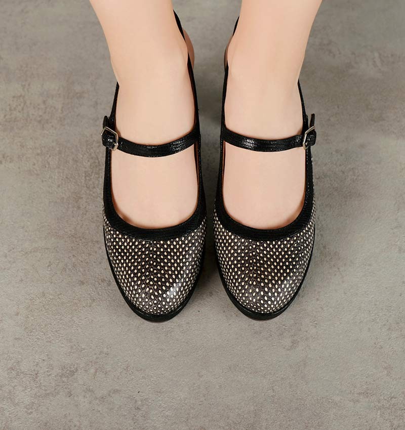 junak-black